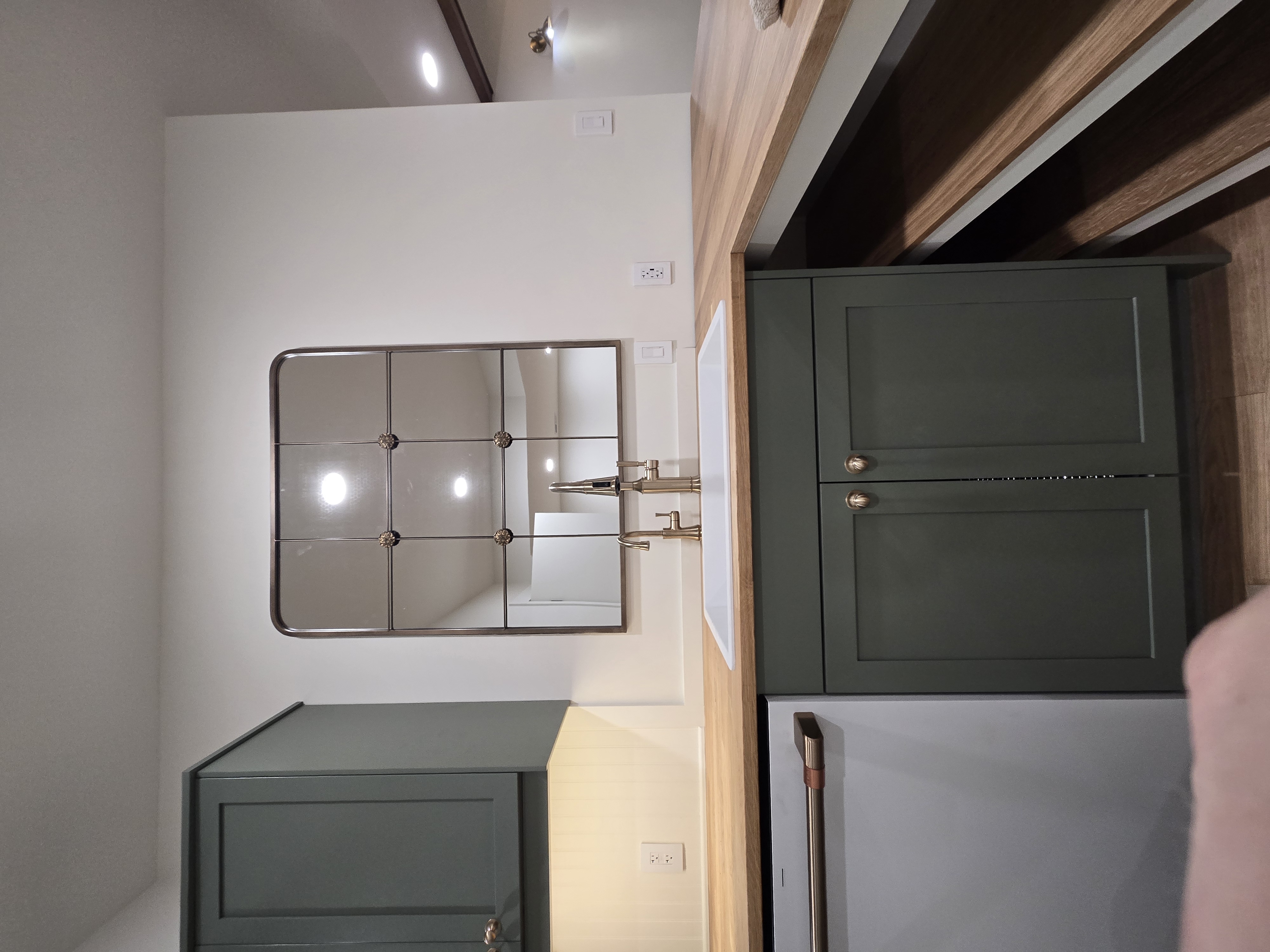 Parent Basement and Bath